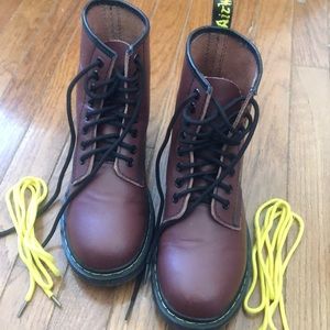 Burgundy Dr.Marten size 8
